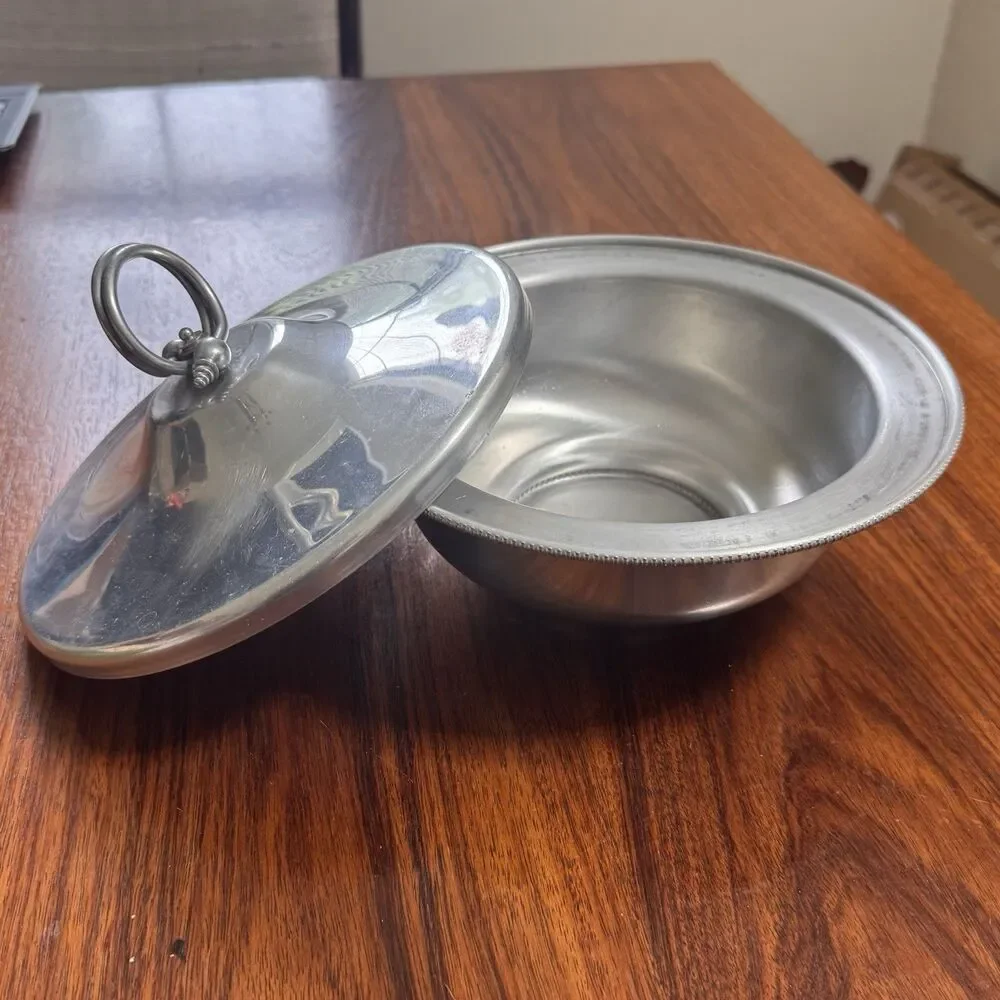 Vintage BW Buenilum Aluminum Covered Bowl Casserole Serving Dish Crimped Edge 9